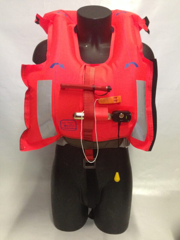 Inflatable lifejacket 8.28 - 150 newtons - Ultra compact - for basic equipment. - Image 2