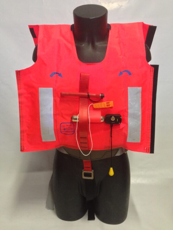 Inflatable lifejacket 8.28 - 150 newtons - Ultra compact - for basic equipment. - Image 4
