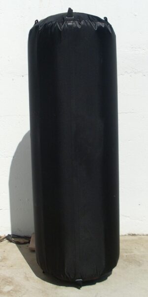 Cylindrical inflatable fender 50 x 180 cm with cover