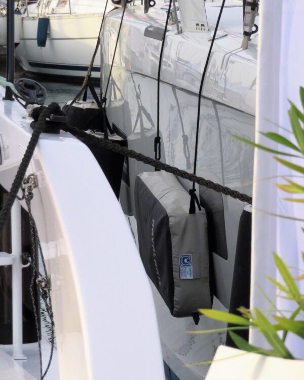 Flat fender 20 cm - 60 x 60 cm - Image 5