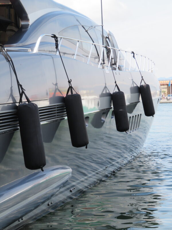 Cylindrical inflatable fender 25 x 70 cm with cover - Image 5