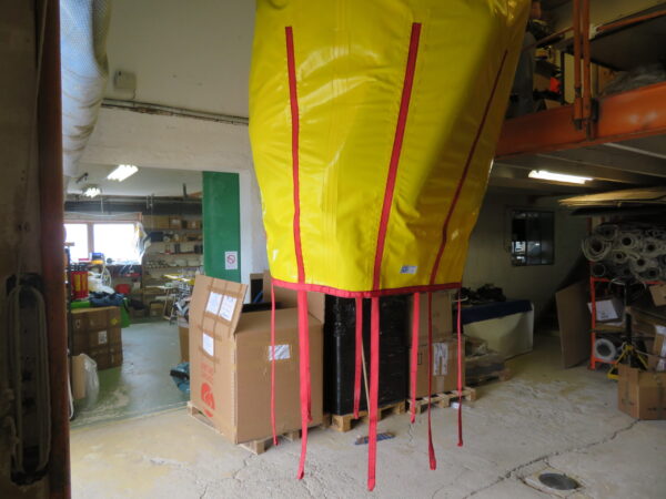 Parachute de relevage ouvert de 7000 litres – Image 5