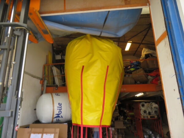 Parachute de relevage ouvert de 7000 litres – Image 2