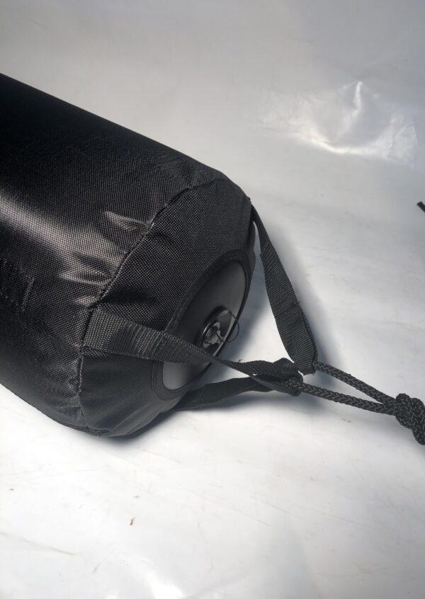 Cylindrical inflatable fender 30 x 100 cm with cover. - Image 3