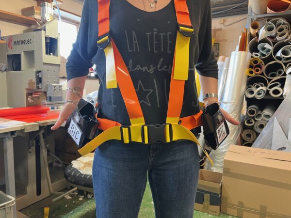 Decontaminable work harness - Image 4