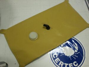 Food-grade or other flexible tanks