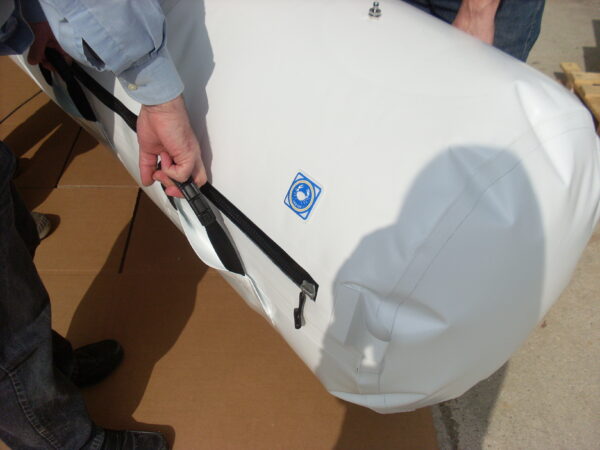 Waterproof insulated bag for contaminating and dangerous contents. - Image 5