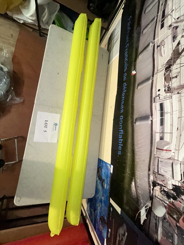 Set of 2 second-hand inflatable cylinders with 3 loops