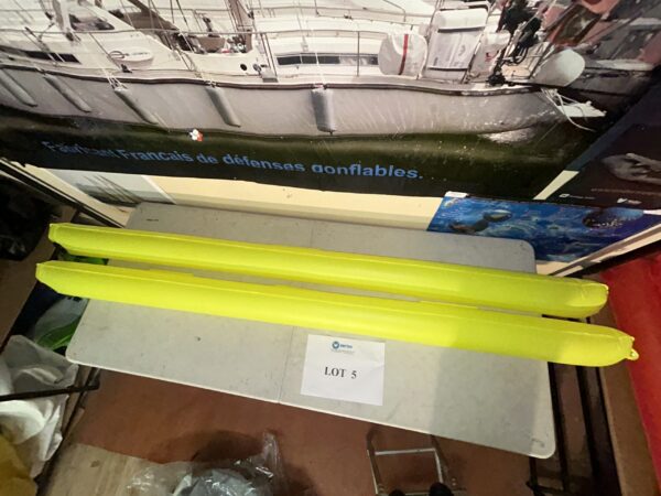 Lot de 2 cylindres gonflables avec 3 passants d'occasion