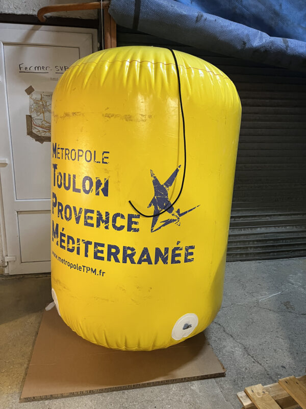 Second-hand yellow cylindrical buoy - Image 2