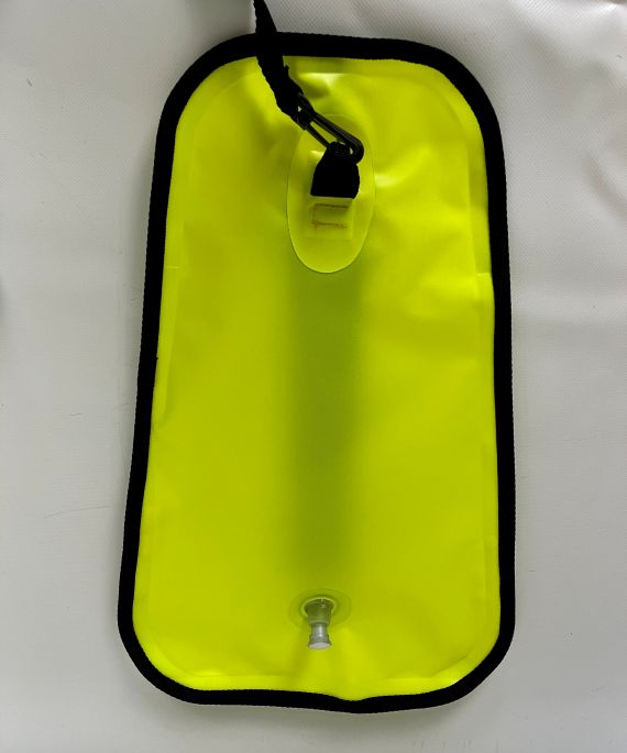 Openable swimming bag/buoy / PELAGIA 8L model - Image 7