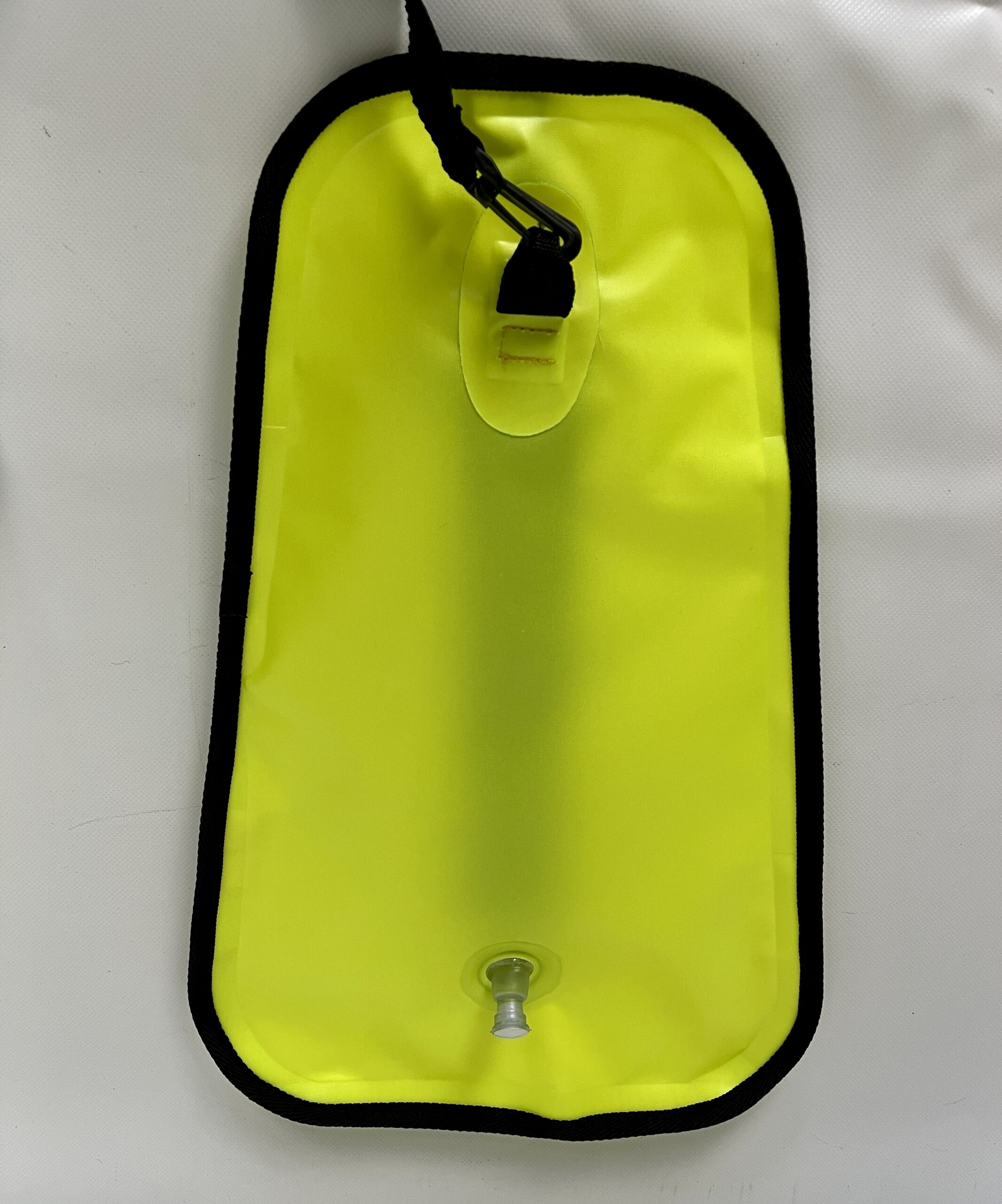 Openable swimming bag/buoy / PELAGIA 8L model - Image 7