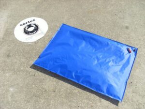 Rectangular vacuum-formed cushion, 100 x 70 cm