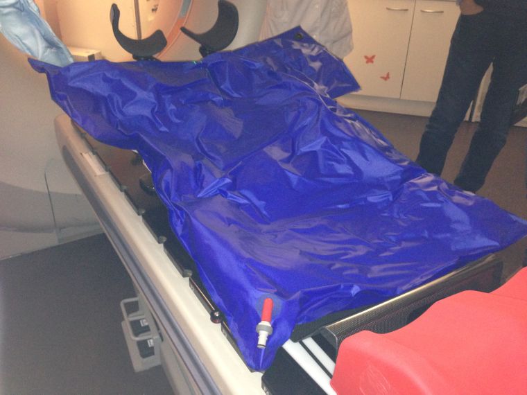 T-shaped vacuum cushion - 100 x 95 x 70 cm - Image 2